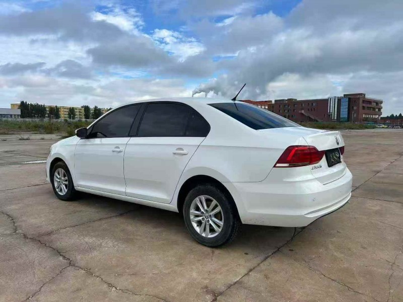 邯郸20年大众桑塔纳8