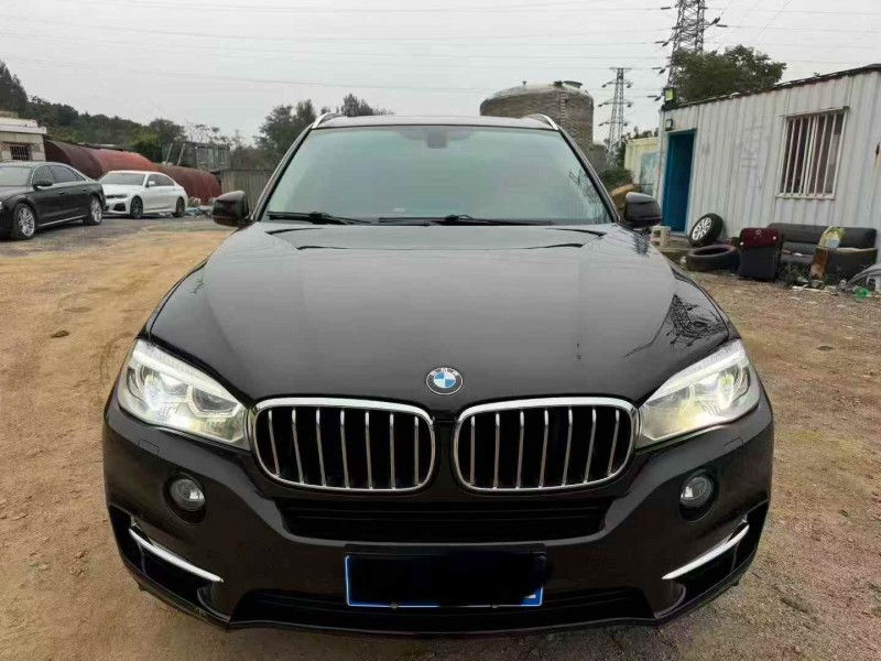 济南17年宝马X51