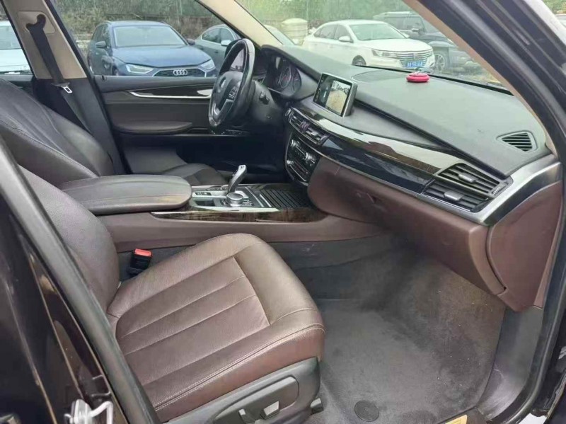 济南17年宝马X55