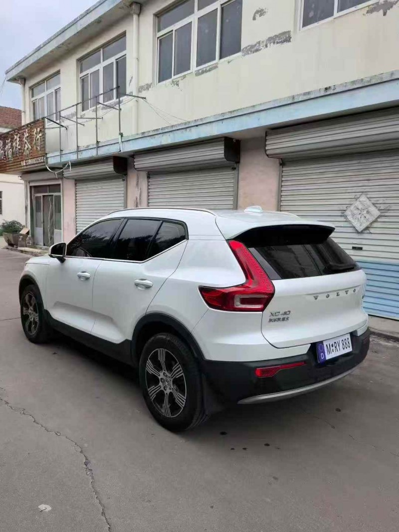 青岛20年沃尔沃XC407