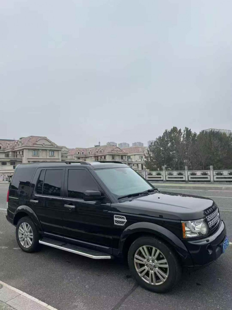 青岛11年路虎发现2