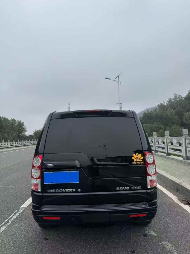 青岛11年路虎发现9