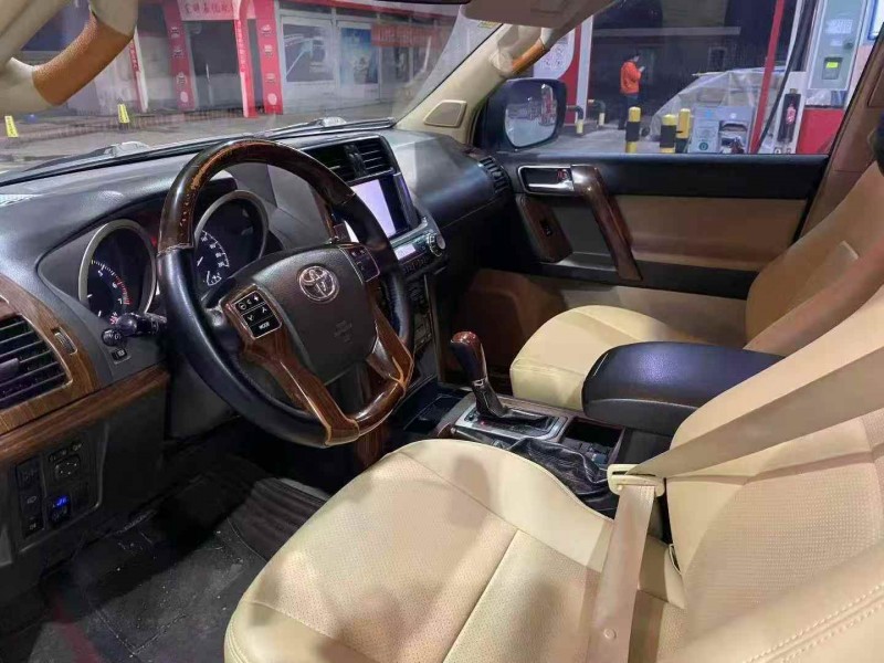 淄博12年丰田普拉多4