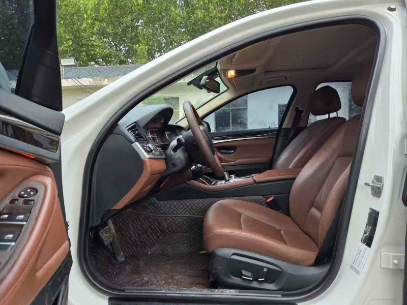 鹤壁17年宝马5系4