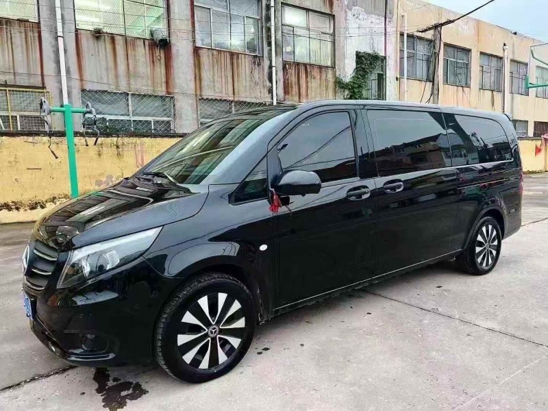 临沂23年奔驰威霆2