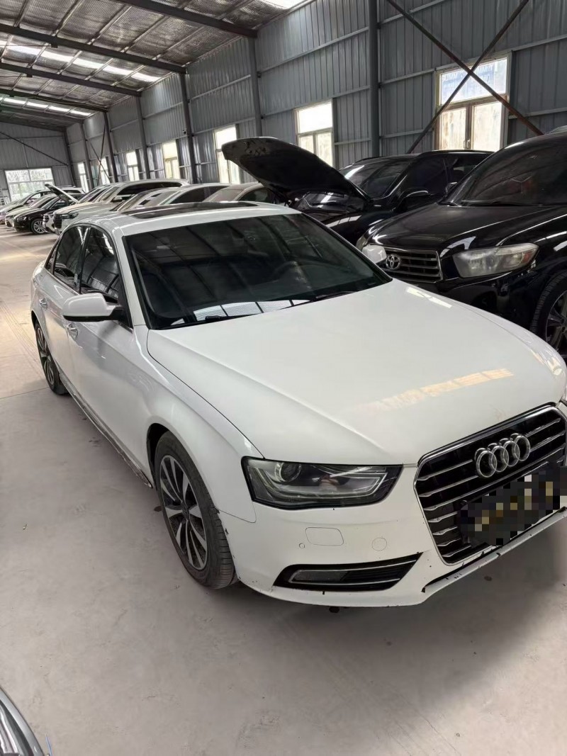 天津16年奥迪A4L5