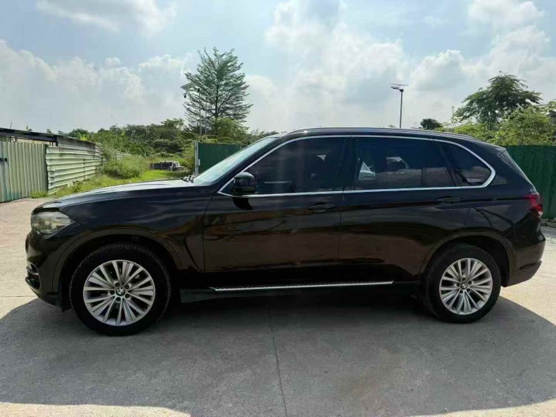 佛山17年宝马X57