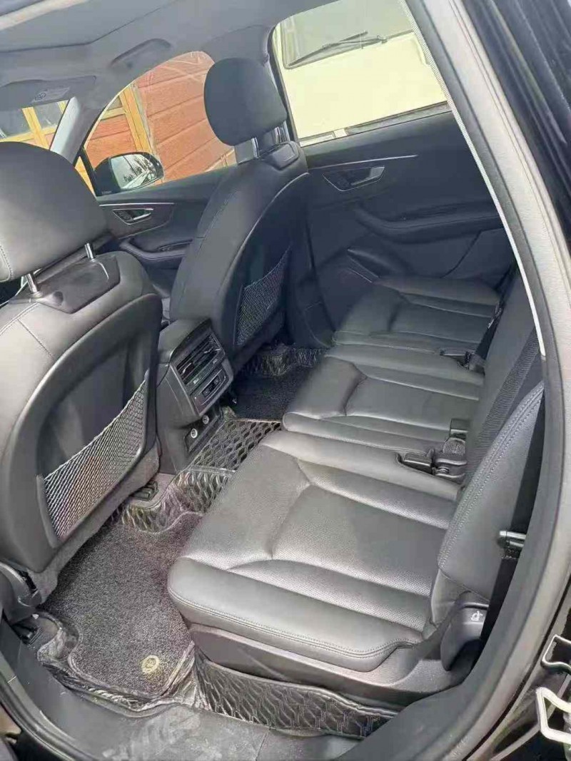 天津23年奥迪Q76