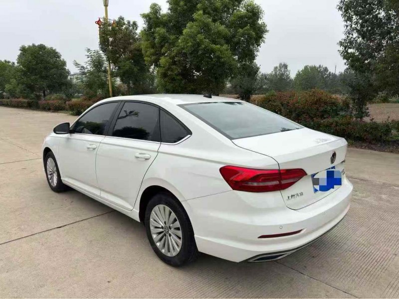 苏州20年大众朗逸8