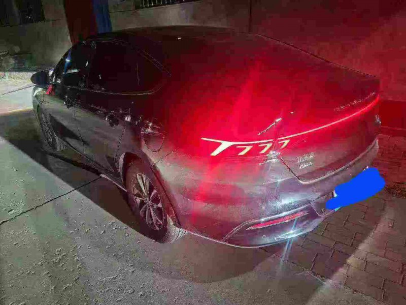 天津25年比亚迪秦5