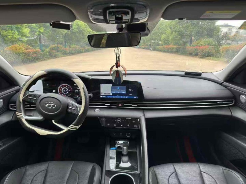 盐城22年现代伊兰特7