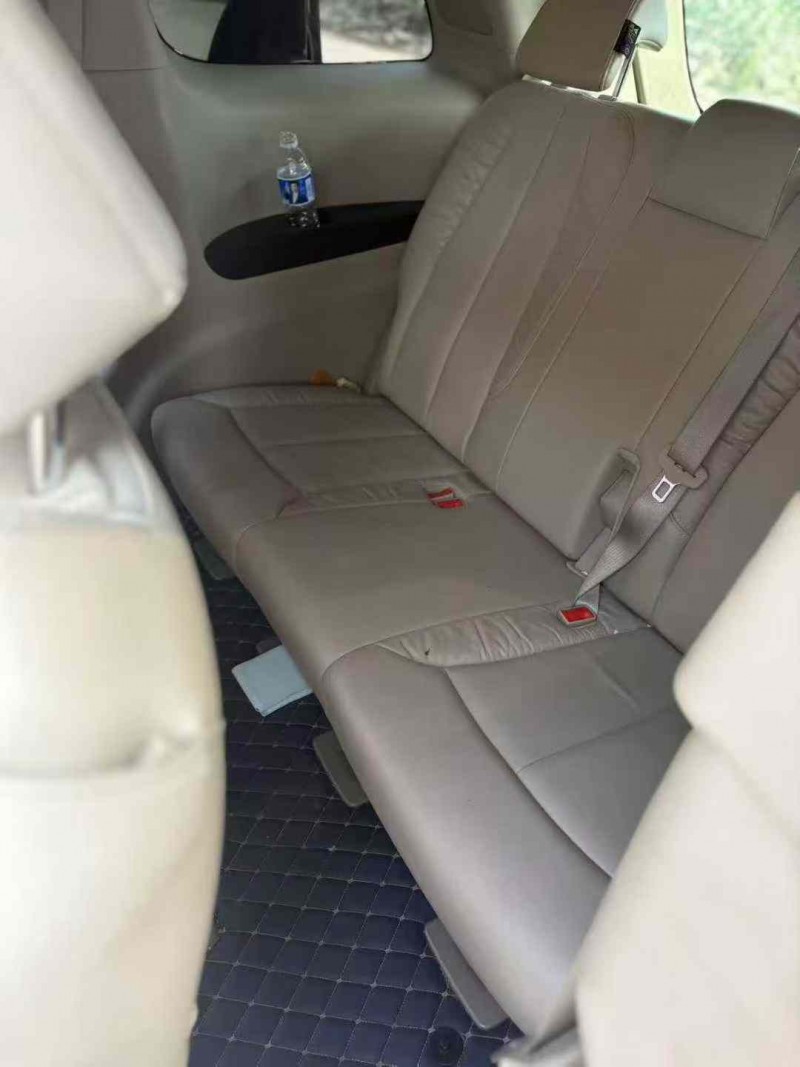 天津17年别克GL84