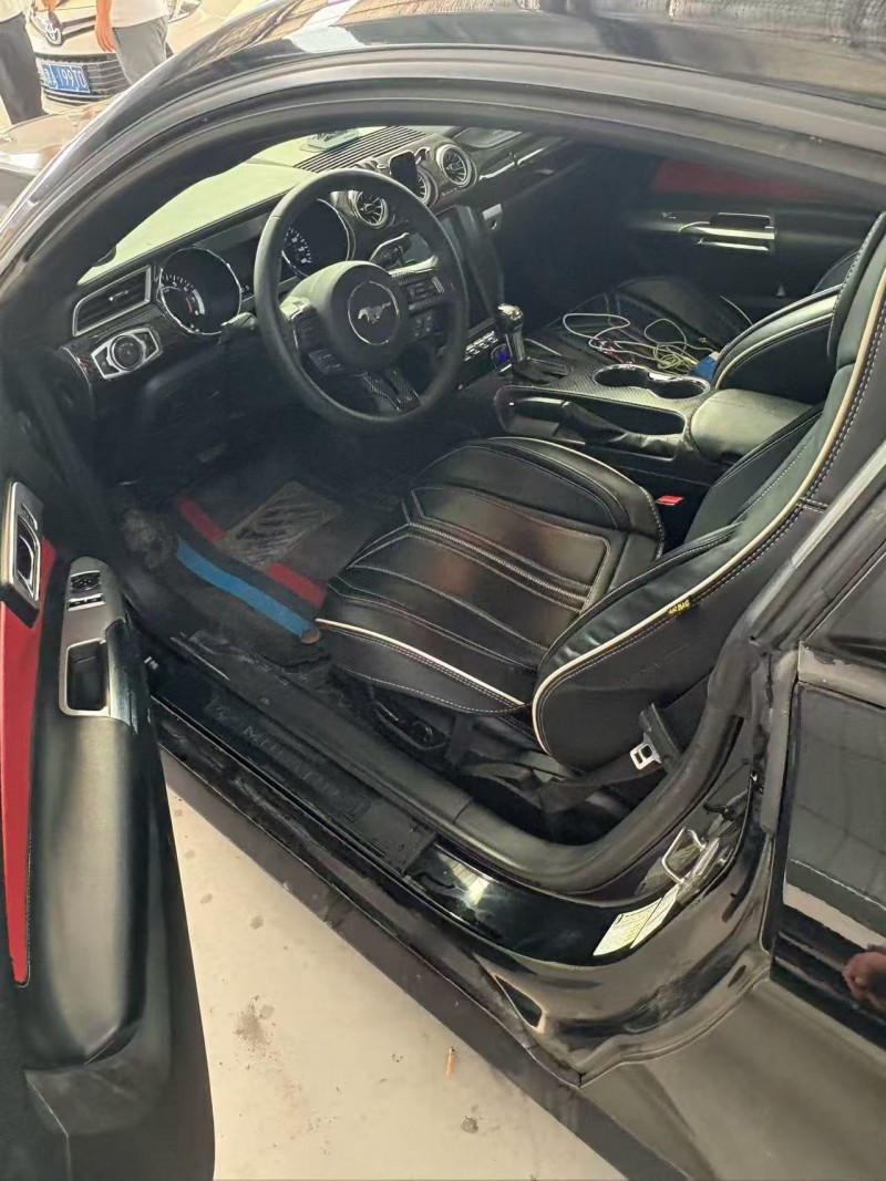 天津17年福特野马2