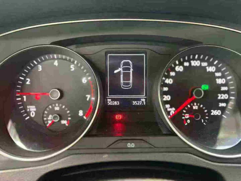 天津21年大众迈腾4