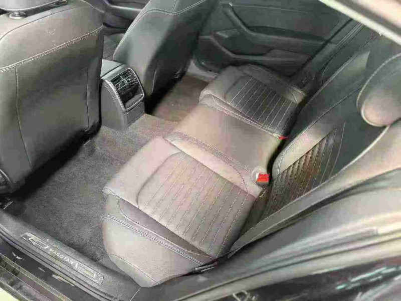 天津21年大众迈腾5