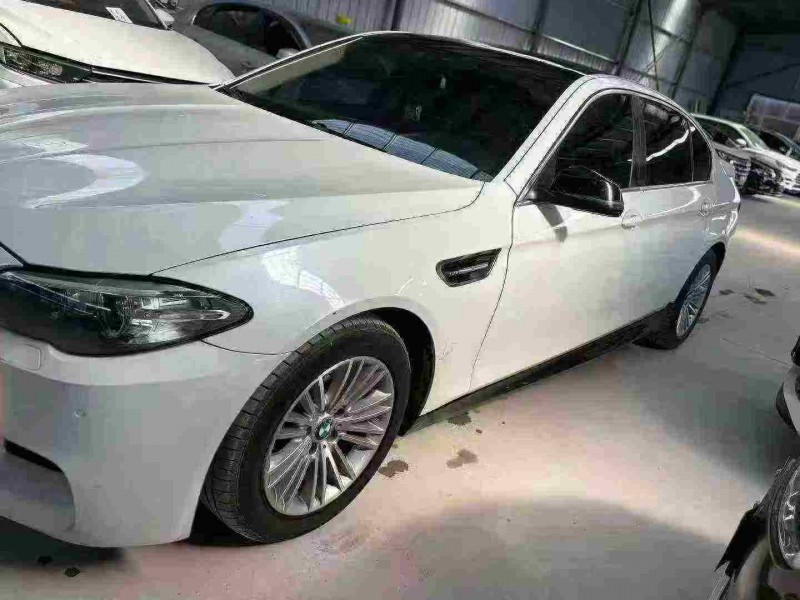 天津16年宝马5系2