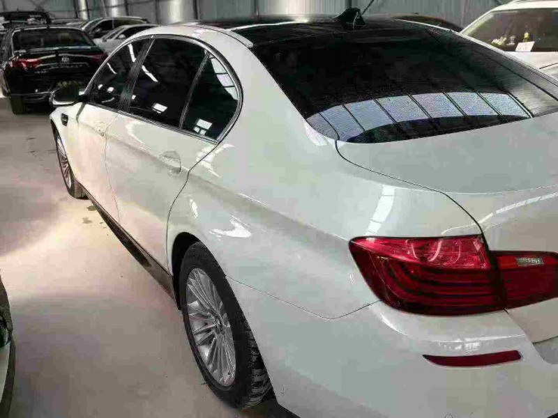 天津16年宝马5系8