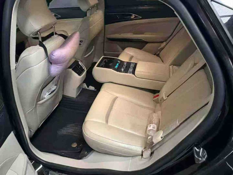 天津18年福特金牛座6