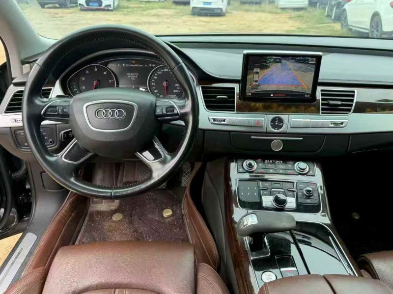 济南16年奥迪A8L4