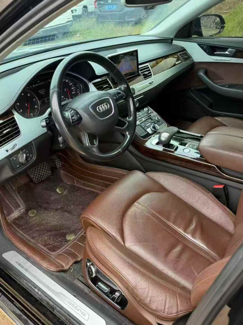 济南16年奥迪A8L6
