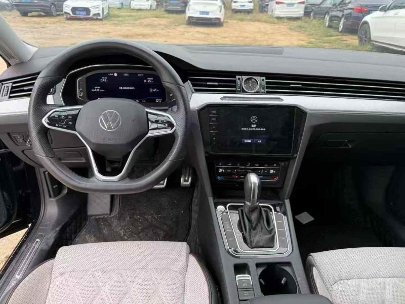 东营23年大众迈腾4