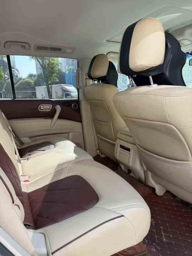 襄阳17年日产途乐3