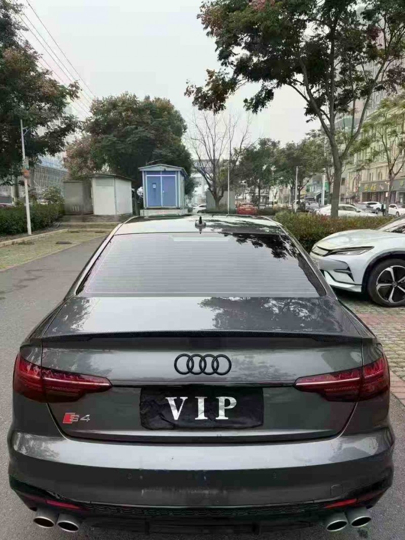 襄阳23年奥迪A4L4