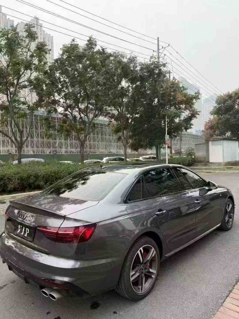 襄阳23年奥迪A4L5