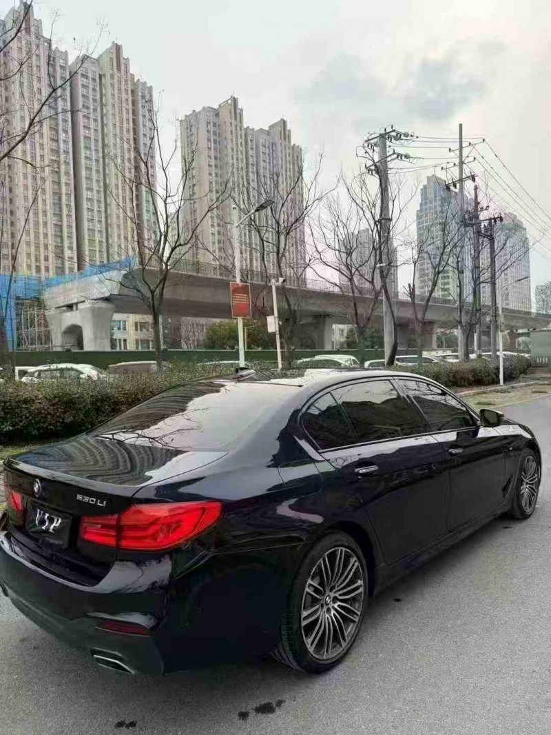 襄阳17年宝马5系4