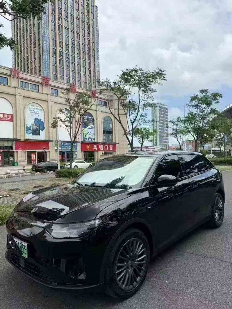 襄阳24年零跑汽车C112