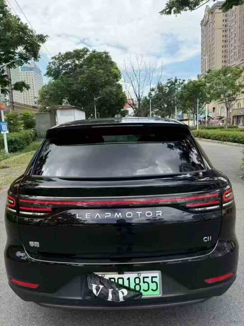 襄阳24年零跑汽车C115