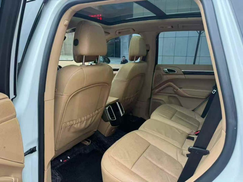 枣庄14年保时捷卡宴6