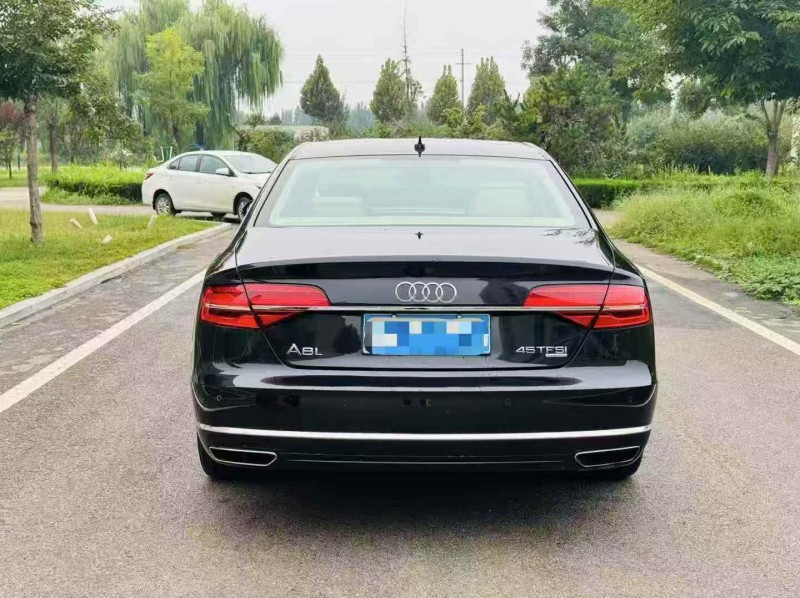 烟台15年奥迪A8L6