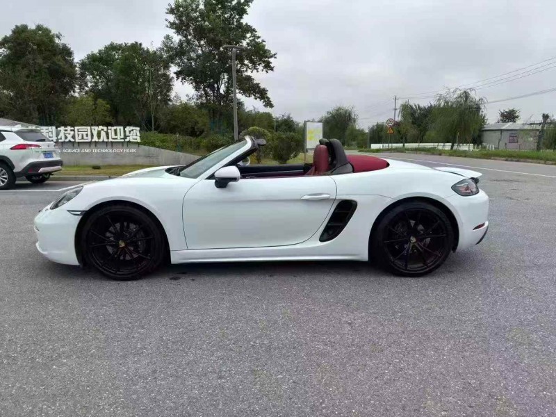 徐州23年保时捷Boxster7