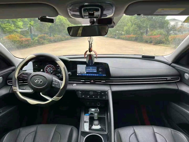 连云港22年现代伊兰特6