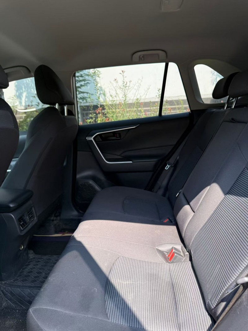 鄂州24年丰田威兰达7