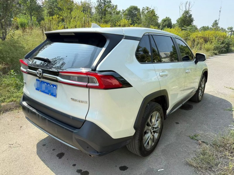 鄂州24年丰田威兰达9