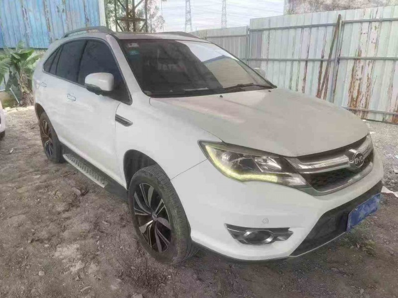 汕头17年比亚迪S72