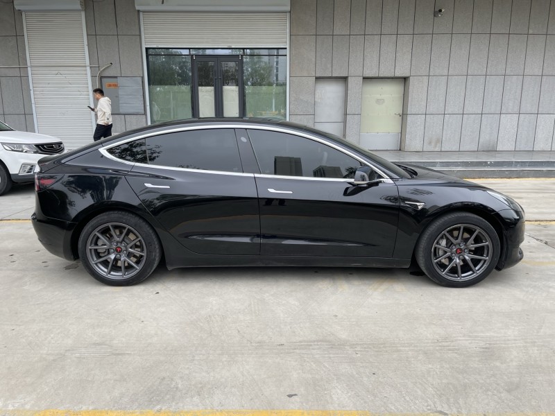 枣庄20年特斯拉MODEL 34