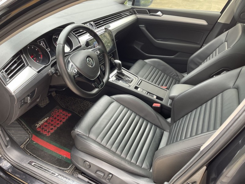 泰安19年大众迈腾9