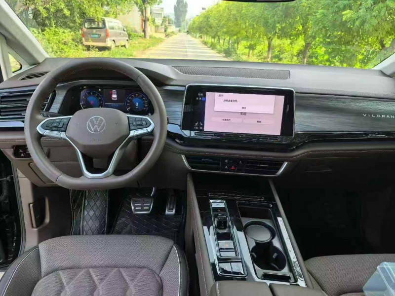 张家口25年大众威然4