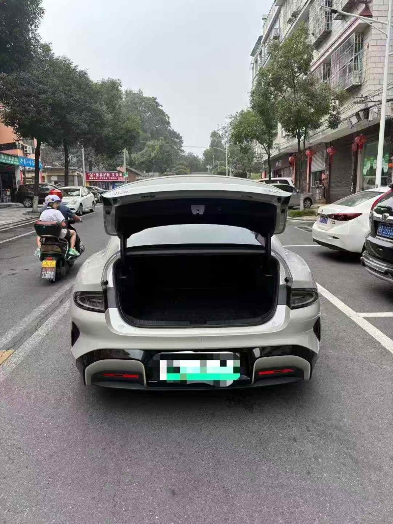 常德25年小米SU79