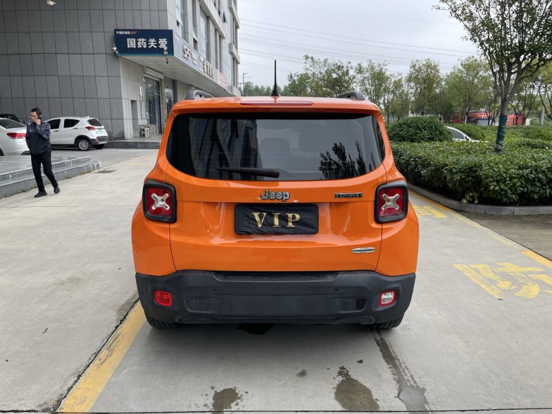 潍坊17年Jeep自由侠4