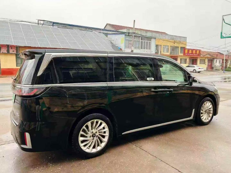 潍坊22年岚图汽车梦想家8