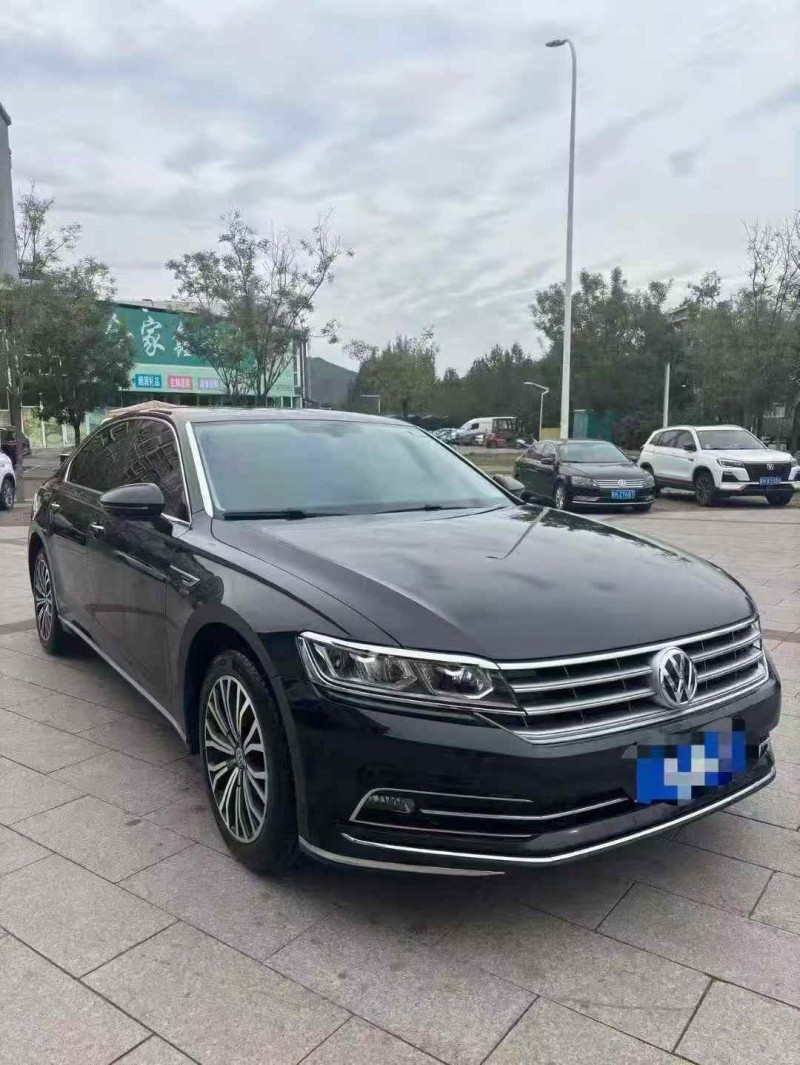 邢台21年大众辉昂3