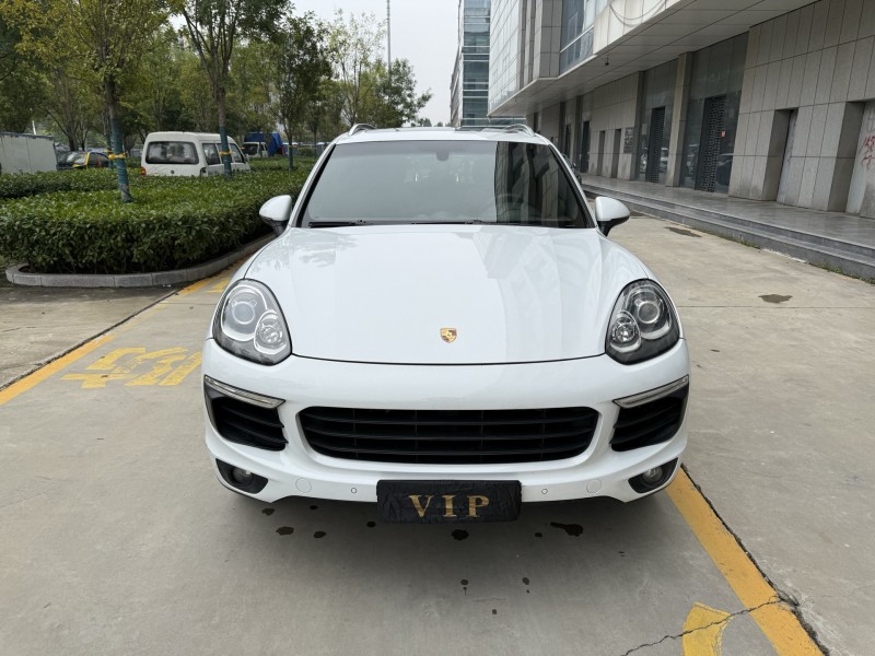 东营15年保时捷卡宴1