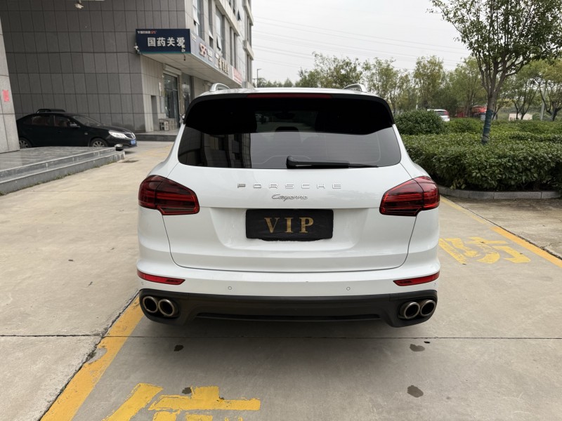 东营15年保时捷卡宴5