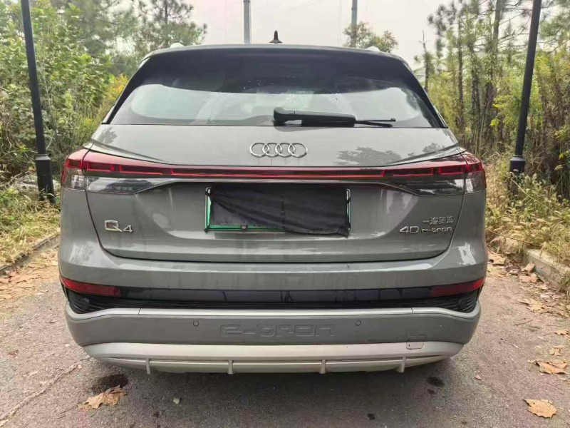 宜昌23年奥迪Q48