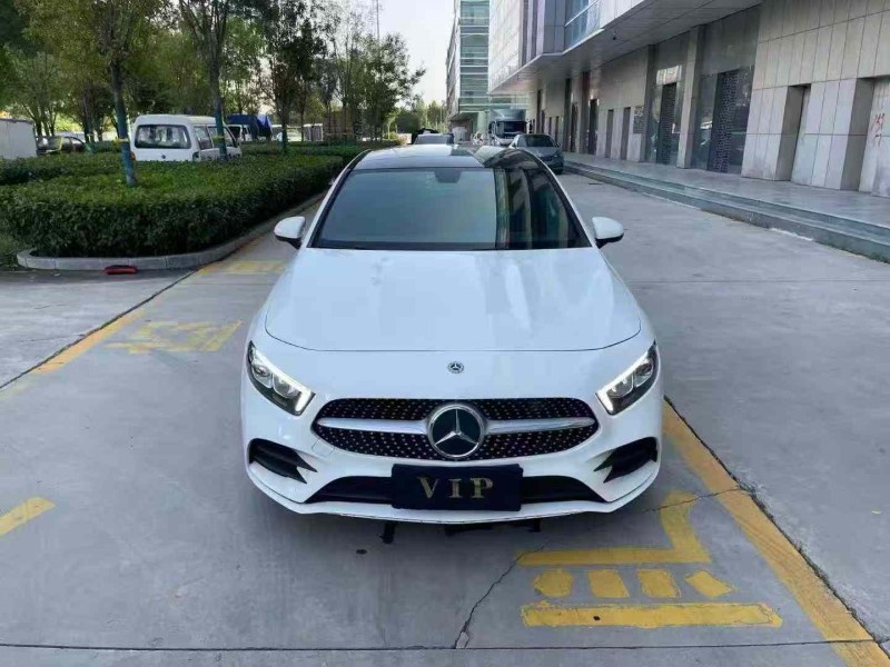 济宁20年奔驰A1