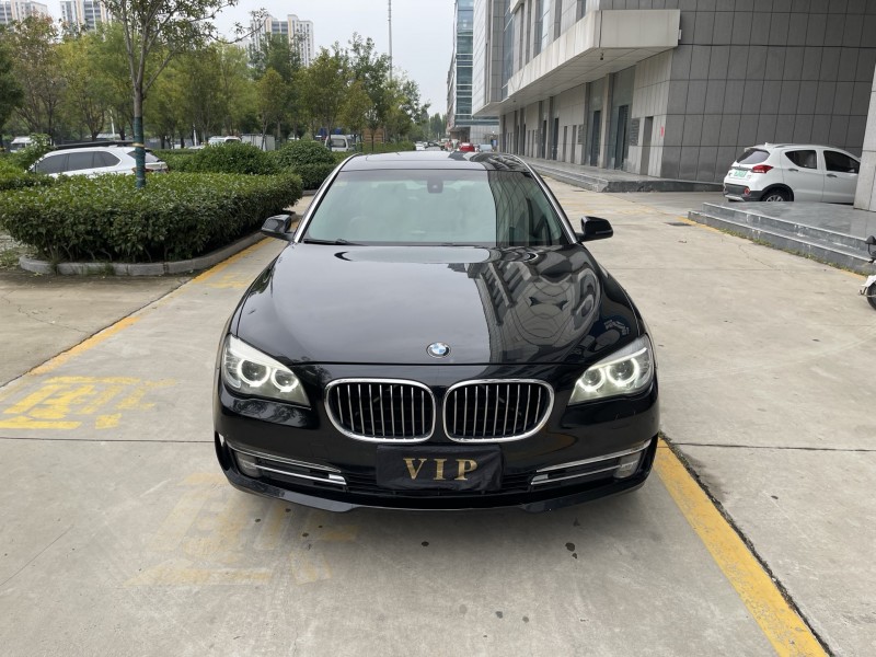 济宁15年宝马7系1